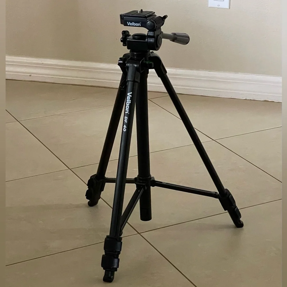 Velbon DF-40 Camera Tripod